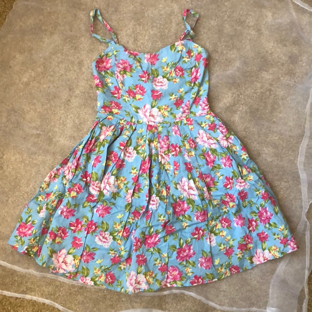 Bundle 2 for $15!!
